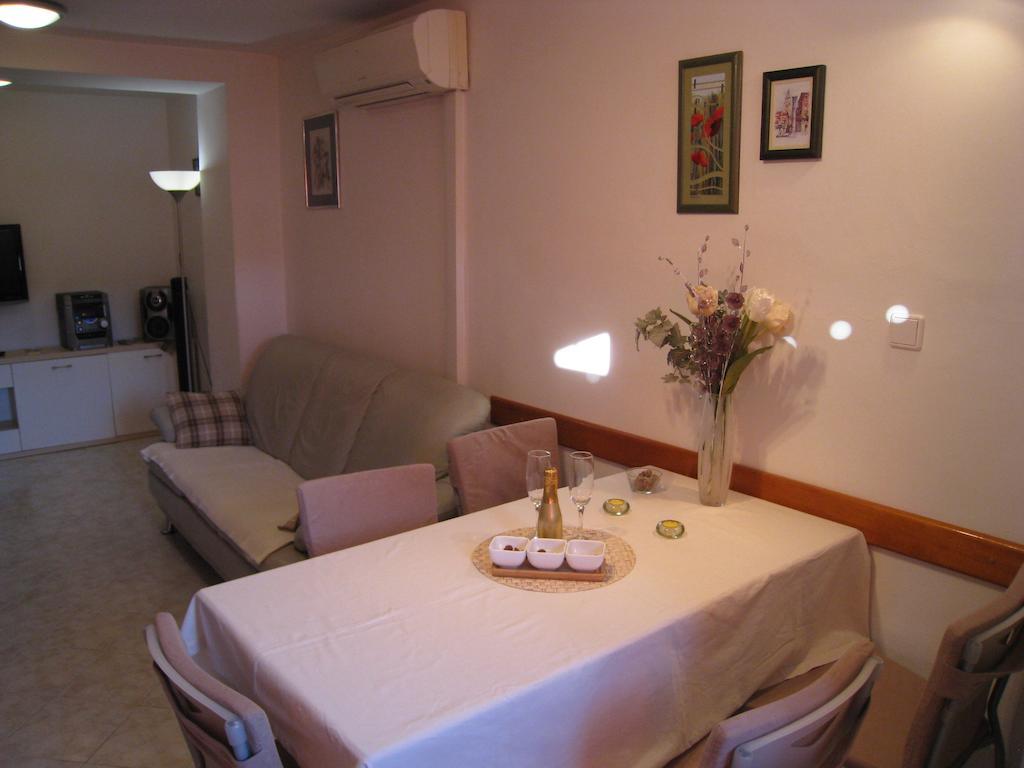 Apartment Ella Mare Задар Номер фото